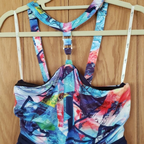 Romper - Picture 3 of 4